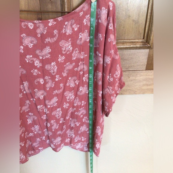 SO XL paisley print twist front women’s short sleeve Rayon blouse - Picture 5 of 6